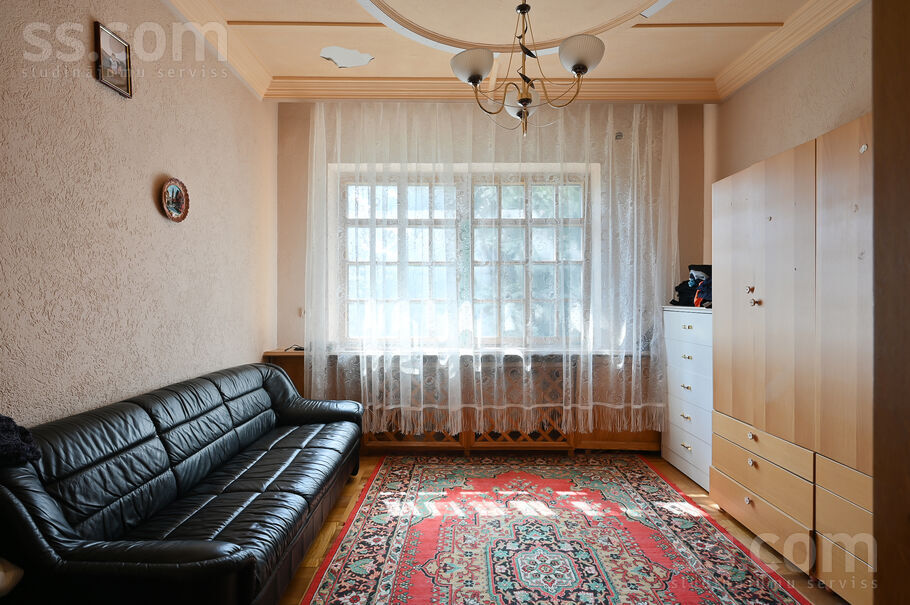 Dzenu iela 6, Kalngale, Rīgas rajons, Carnikavas nov. — maja