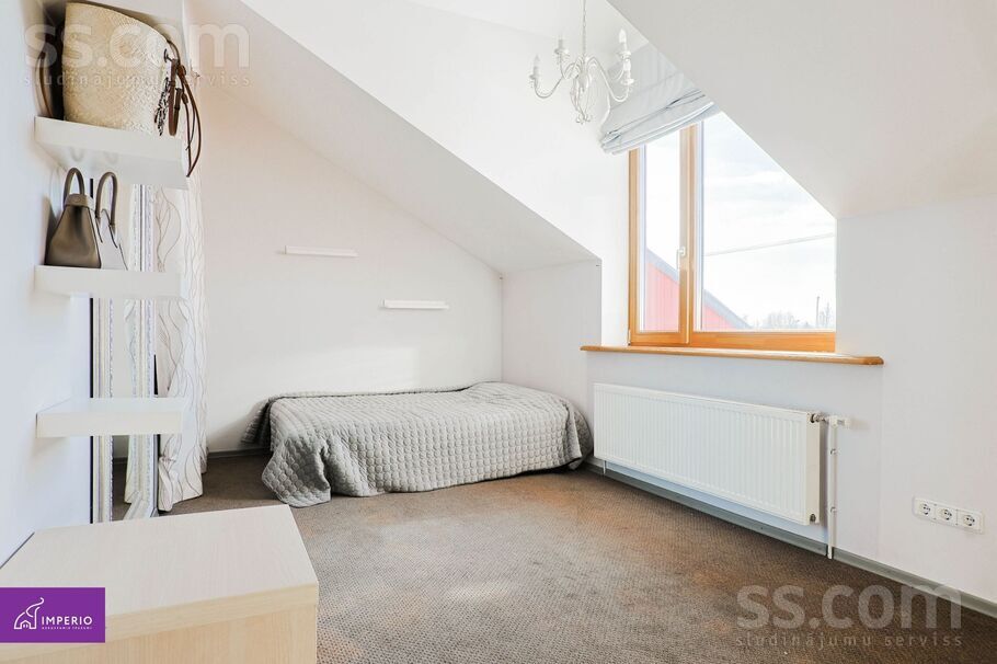 Mālkalnu 21, Rīgas rajons, Sigulda — maja