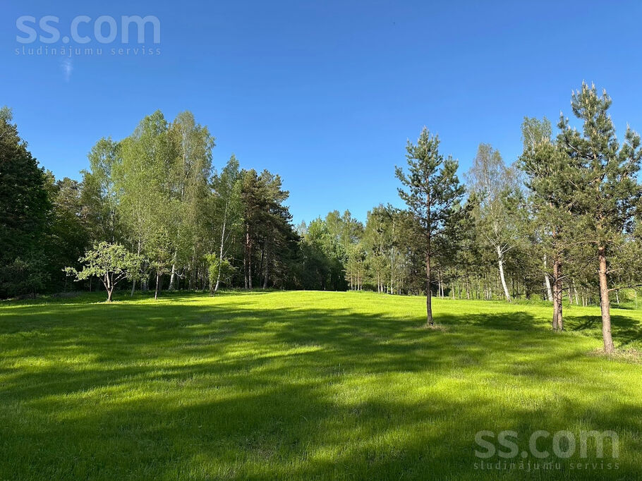 Dzirnavu iela 60, Cēsis un raj., Cēsis — zeme