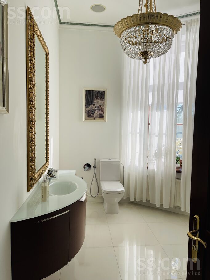 Brīvības 105, Rīga — dzivoklis