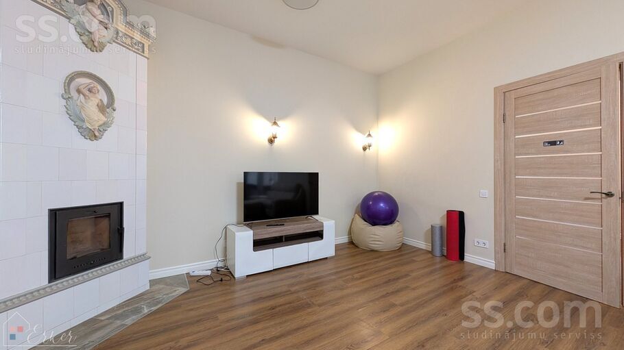 Kalniņa 6, Rīga — dzivoklis