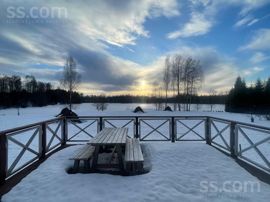 Atvari, Ģikši, Cēsis un raj., Amatas pag. — maja