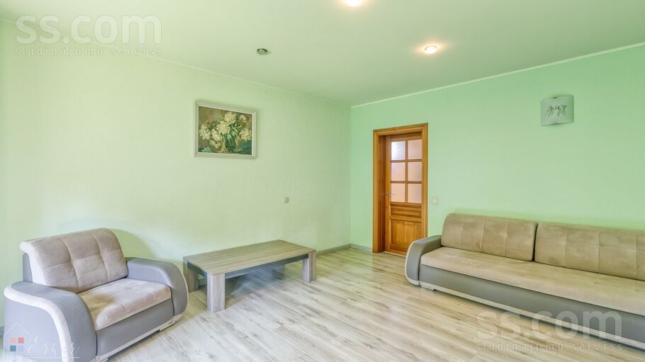 Vizuļu 28, Lapenieki, Rīgas rajons, Ķekavas pag. — maja