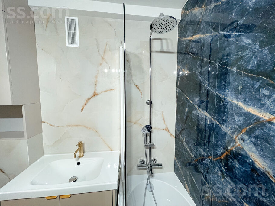 Lielcieceres iela 29, Saldus un raj., Brocēni — dzivoklis