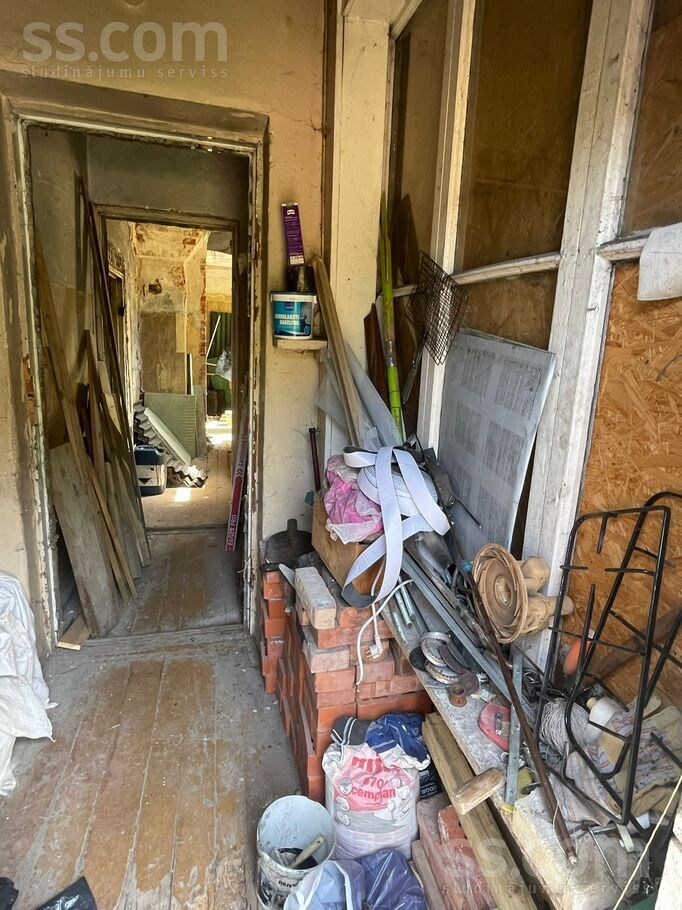 Vecāķu pr. 4, Rīga — maja