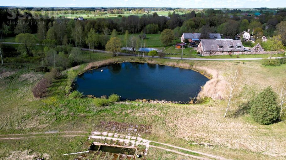 Dāboliņi b/n, Cēsis un raj., Raunas pag. — telpa