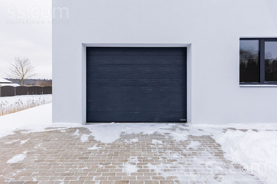 Dzirnezera iela 4a, Līči, Rīgas rajons, Stopiņu nov. — maja