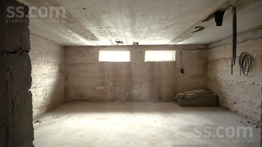 Lidlauka 8, Limbaži un raj., Aloja — maja