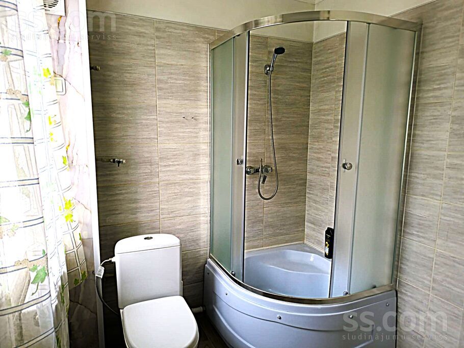 Nelku, Ogre un raj., Ogre — maja