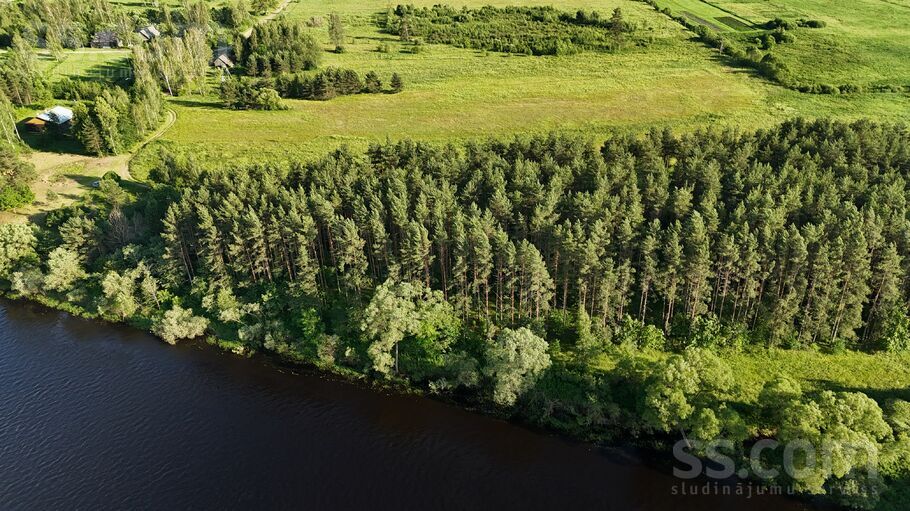 Ļaudona, Madona un raj., Ļaudonas pag. — zeme