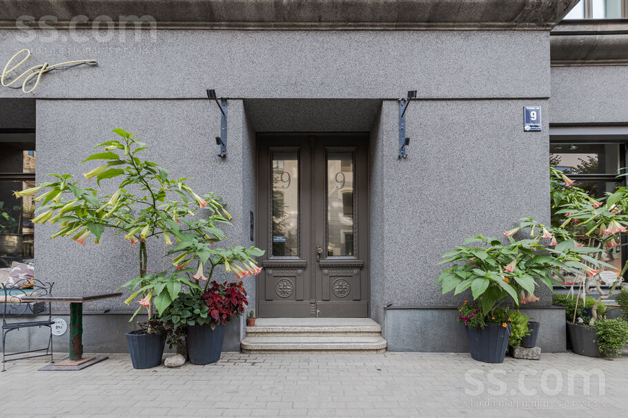 Strēlnieku 9, Rīga — dzivoklis