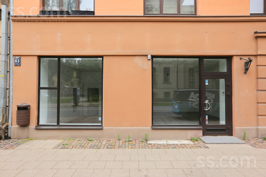 Valdemāra 83, Rīga — birojs