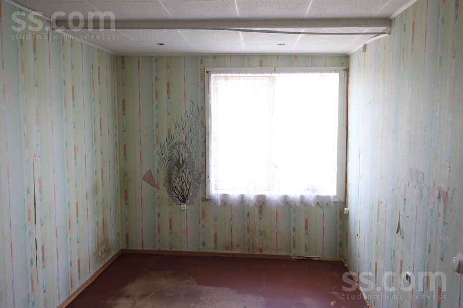 Rīgas 282, Preiļi un raj., Līvāni — dzivoklis