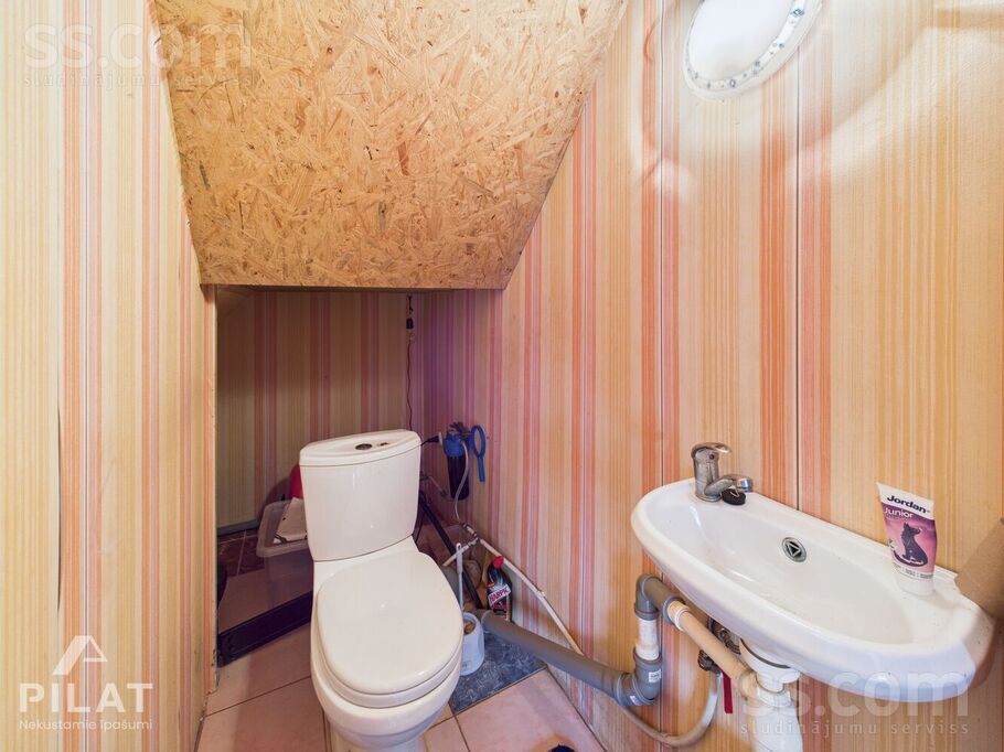 Devītā iela 2, Šķēde, Liepāja un raj., Medzes pag. — maja