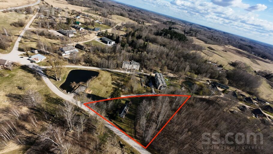 Ieviņās, Sēlija, Jēkabpils un raj., Sēlpils pag. — maja