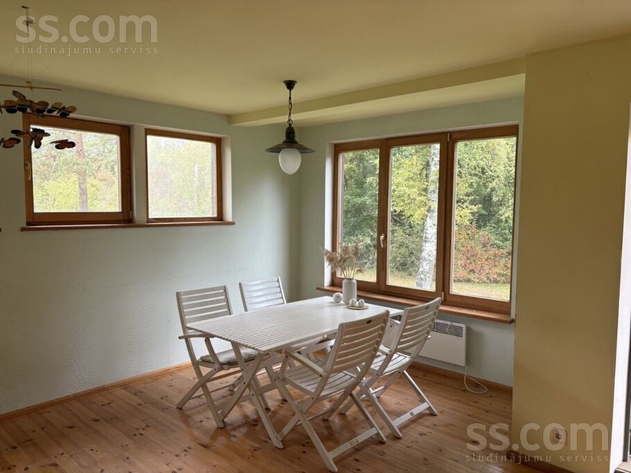 Parka iela 3, Limbaži un raj., Ainaži — maja