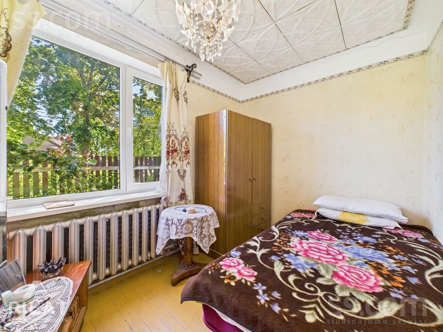 Egļu iela 30, Liepāja un raj., Liepāja — maja