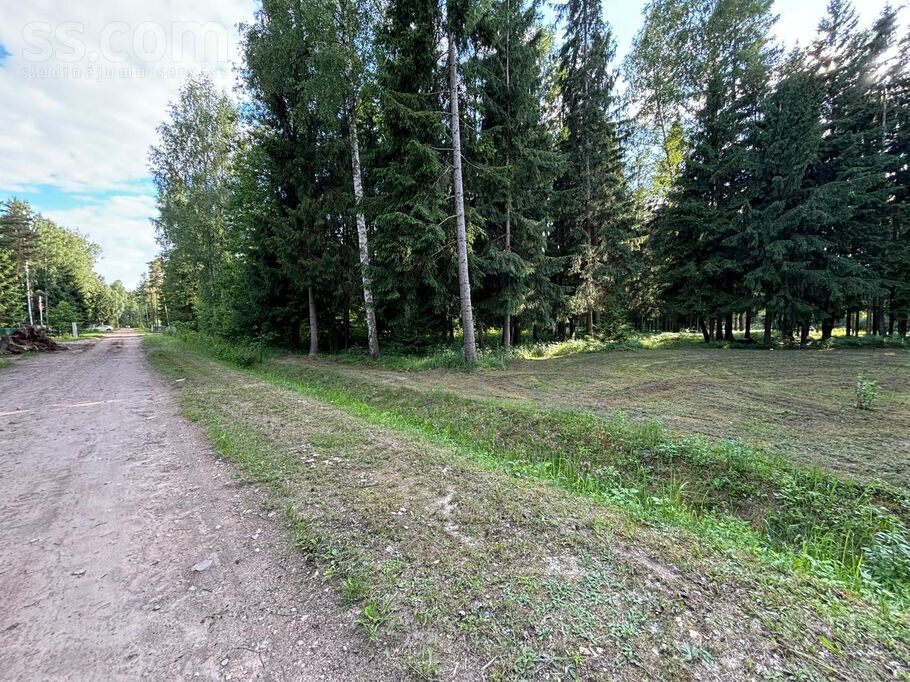 Muižas iela 11, Rīgas rajons, Saulkrasti — zeme