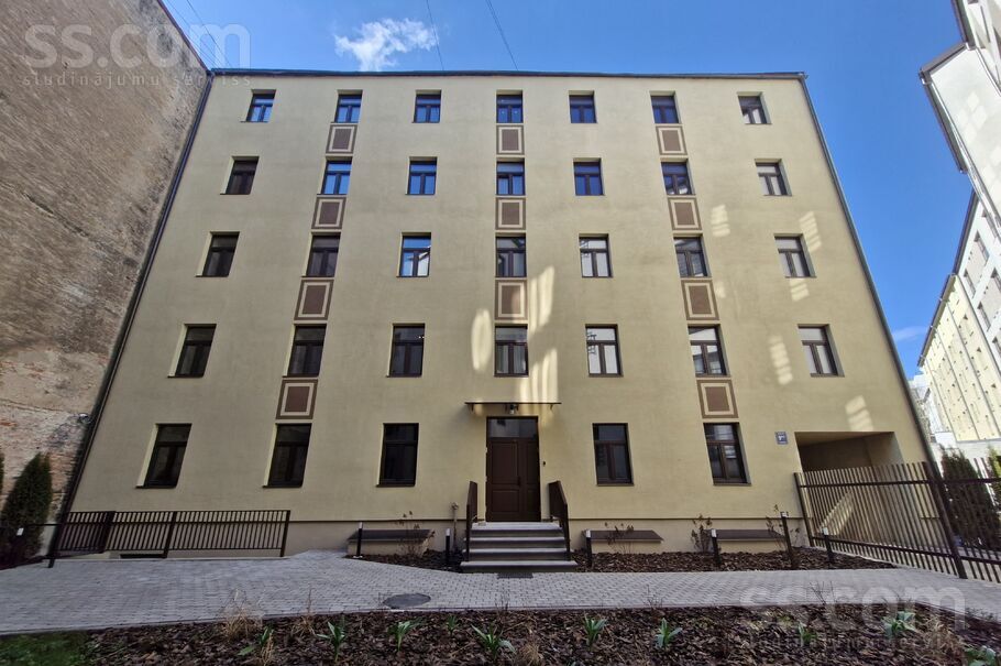 Katoļu 9, Rīga — dzivoklis