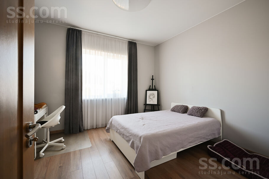 Mango iela 1, Mežāres, Rīgas rajons, Babītes pag. — maja