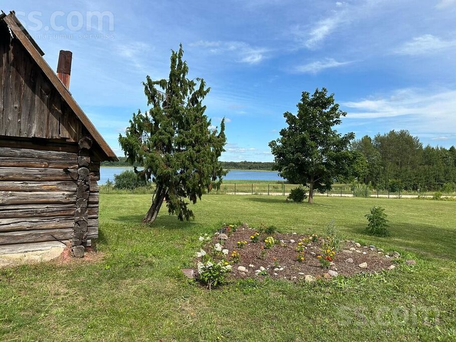 Biržkalna ezers, Kapiņi, Preiļi un raj., Aglonas pag. — zeme