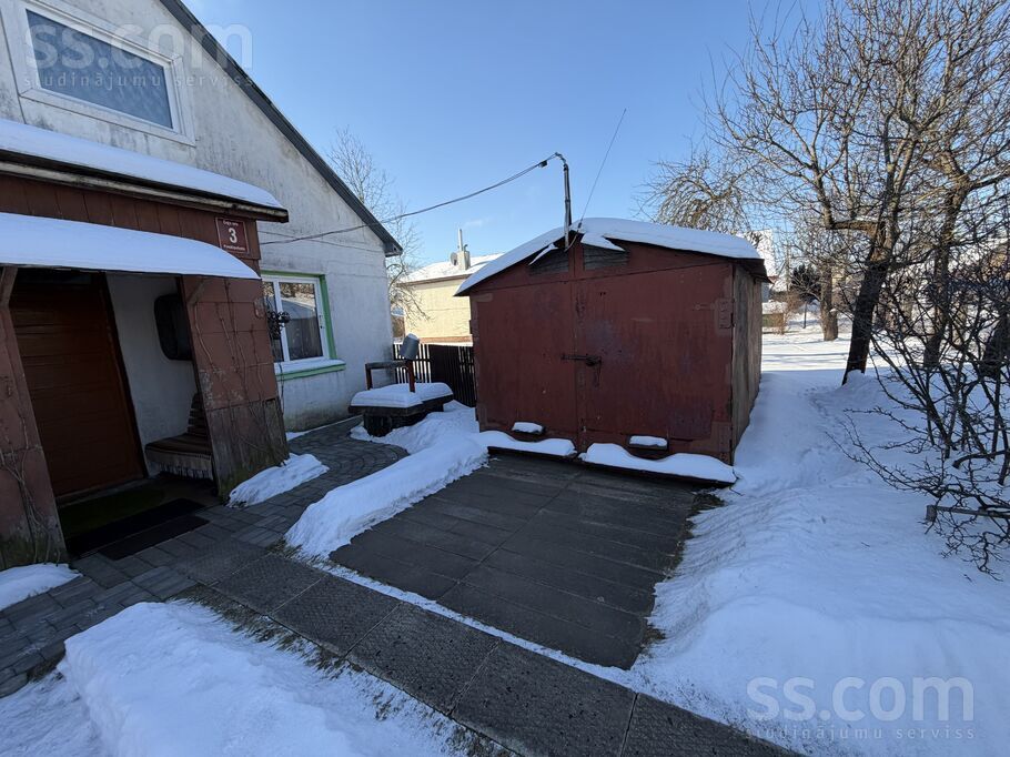 Ērgļu 3, Jelgava un raj., Jelgava — maja