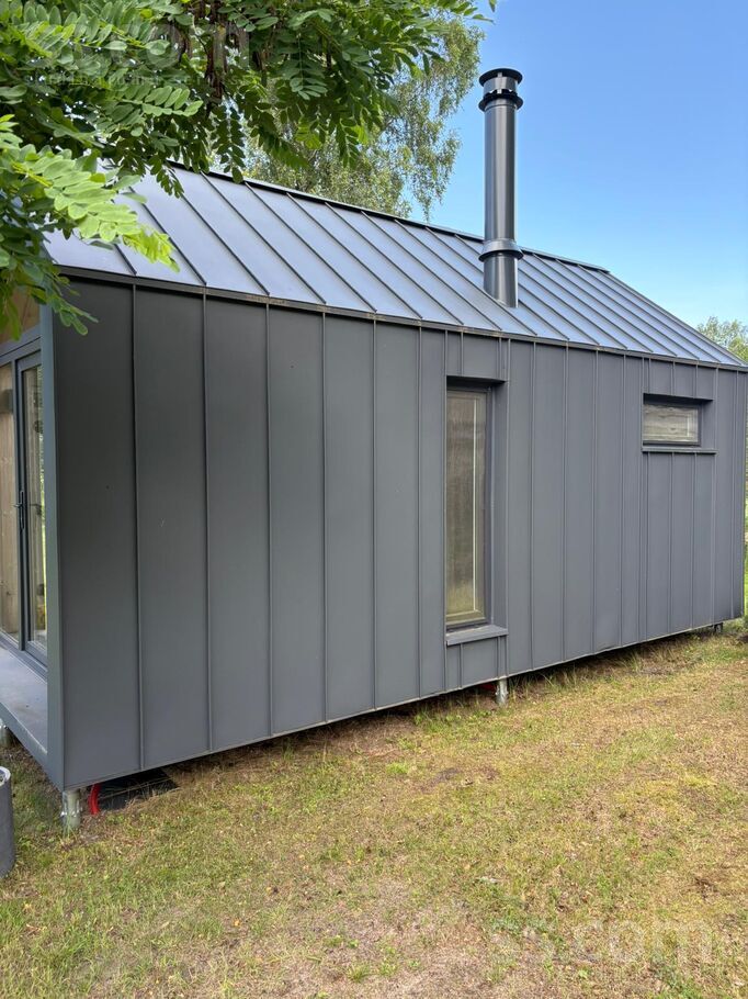 Plūmes/oāzes, Mazirbe, Talsi un raj., Kolkas pag. — maja