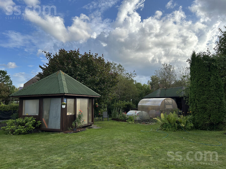 Ģerāniju iela 18, Ogre un raj., Ogre — maja