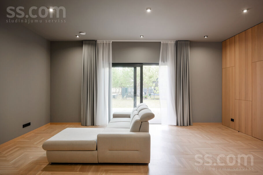 Andra iela 14, Vīkuļi, Rīgas rajons, Babītes pag. — maja