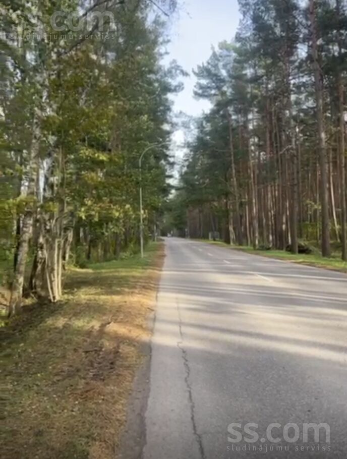 Jurkalnes iela 37, Jūrmala — zeme