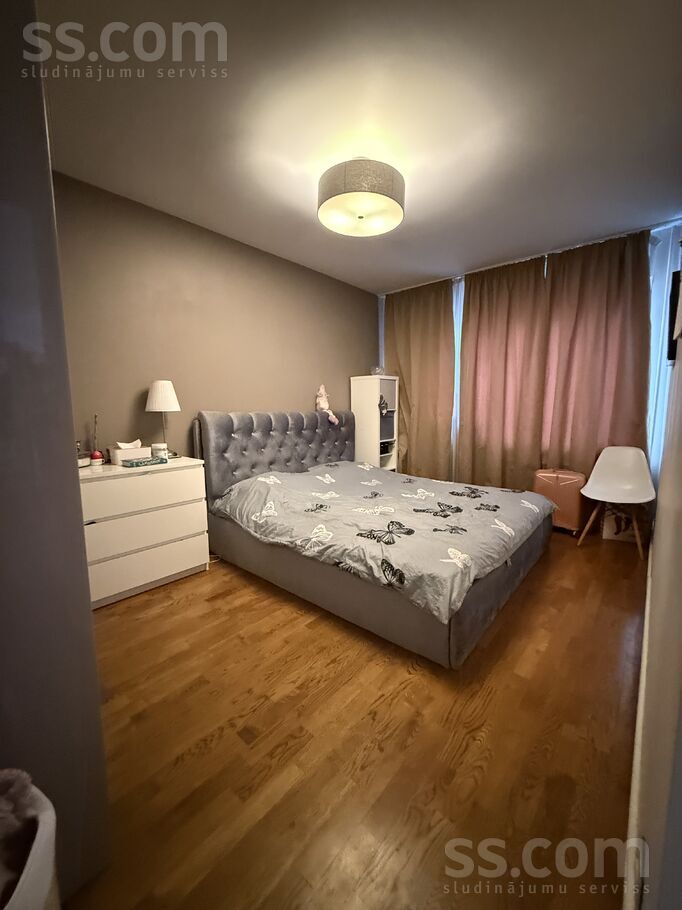 Jāna Pliekšāna 90, Jūrmala — dzivoklis