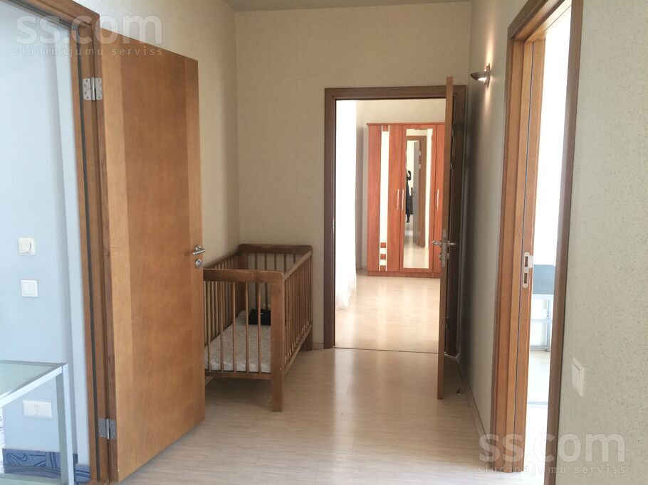 Republikas laukums 3, Rīga — dzivoklis