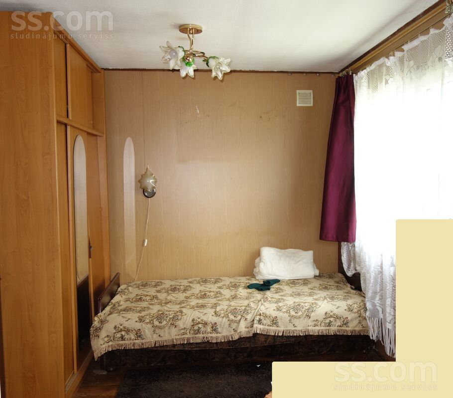 Doles dārzs 69, Dole, Rīgas rajons, Salaspils l. t. — maja