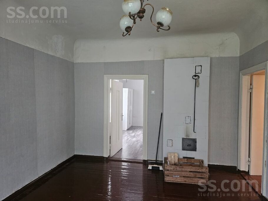 Ķēniņu 14, Vecsalaca, Limbaži un raj., Salacgrīvas l. t. — dzivoklis