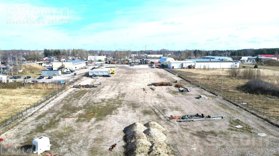 Vējstūru 36, Rīga — zeme