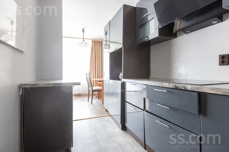 Albatrosu 20, Rīga — dzivoklis