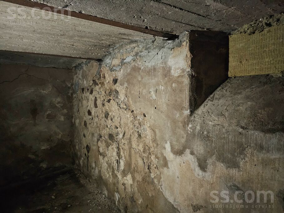 Jūras iela 16, Limbaži un raj., Limbaži — maja