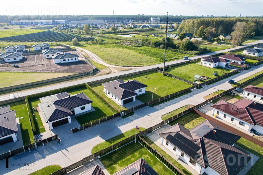 Palēju iela 5, Dreiliņi, Rīgas rajons, Stopiņu nov. — maja