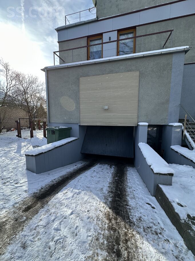 Apuzes 28, Rīga — dzivoklis