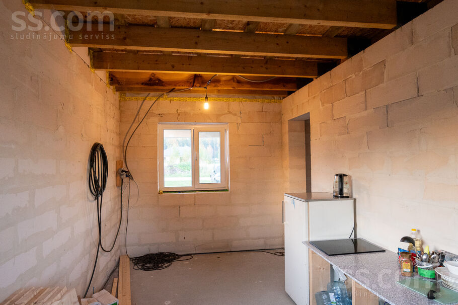 Anniņas 9, Mežezeri, Rīgas rajons, Salaspils l. t. — maja