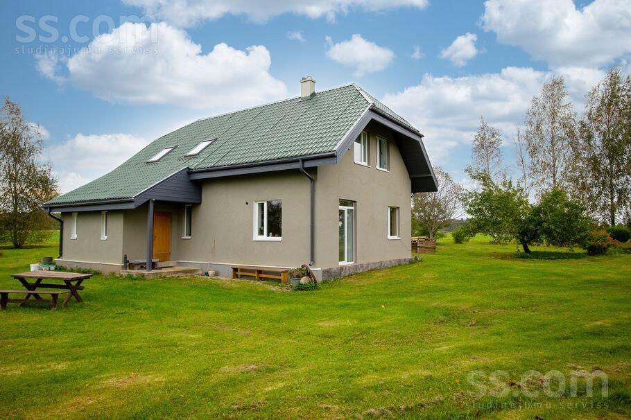 Vecpēteri, Rīgas rajons, Sigulda — maja