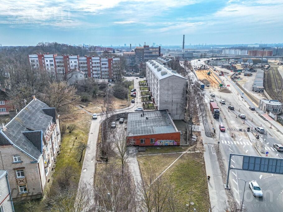 Tvaika 52, Rīga, Sarkandaugava — telpa