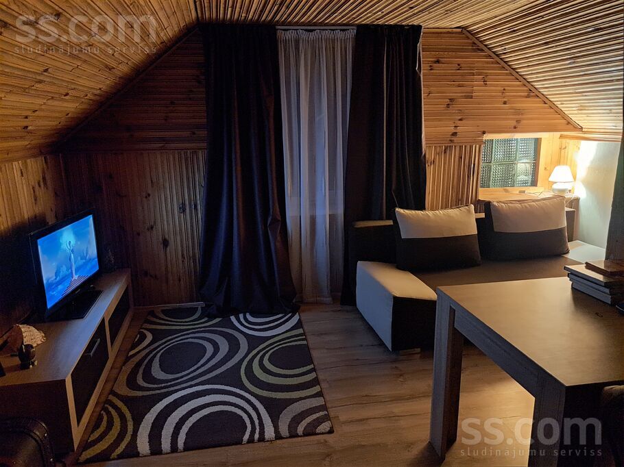 6 linia 5, Latgale, Daugavpils un raj., Līksnas pag. — maja