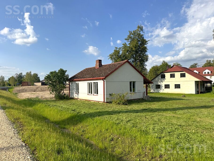 Dārziņi 1, Alsviķi, Alūksne un raj., Alsviķu pag. — maja