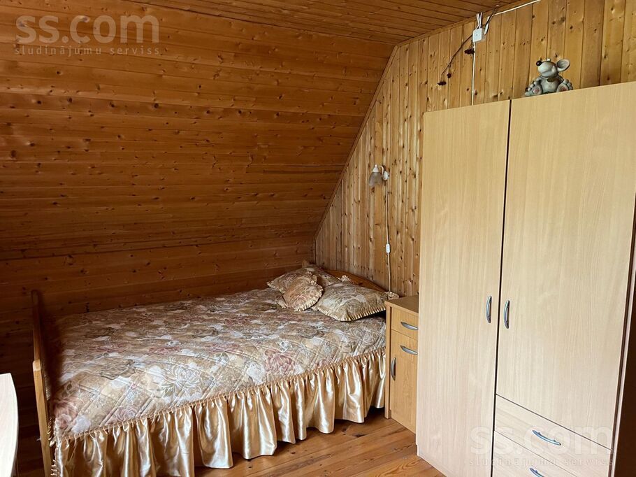 Saulgrieži, Klārmuiža, Talsi un raj., Dundagas pag. — maja