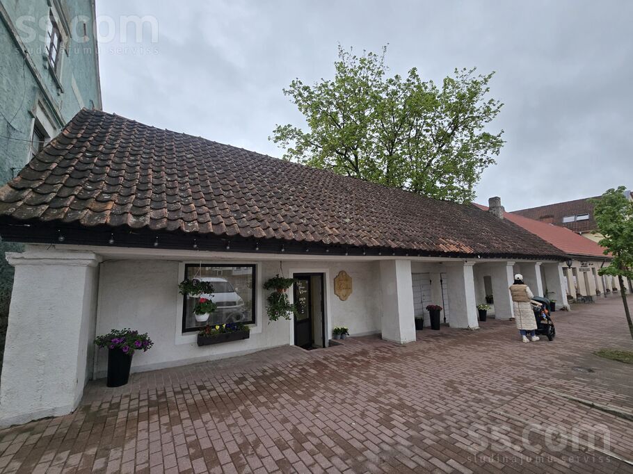 Tirgus laukums 4 4a, Tukums un raj., Kandava — maja