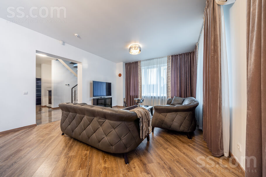 Basu, Rīga — maja