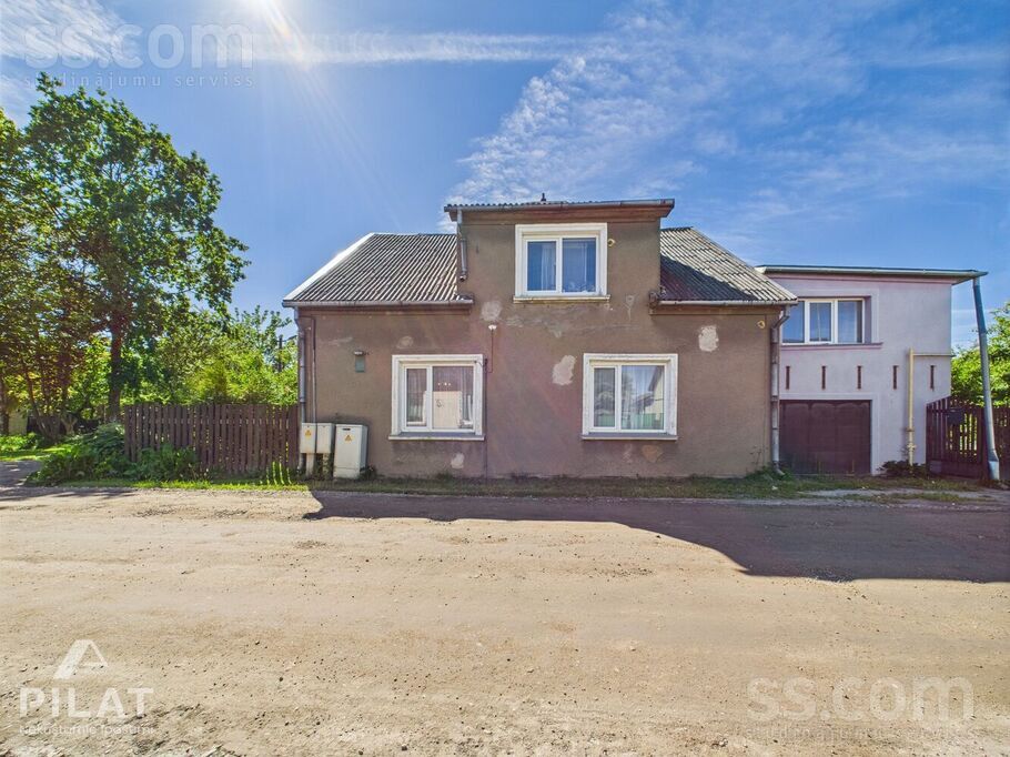 Egļu iela 30, Liepāja un raj., Liepāja — maja