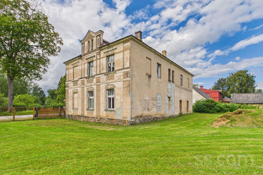 Brīvības iela 32, Stāmeriena, Gulbene un raj., Stāmerienas pag. — maja