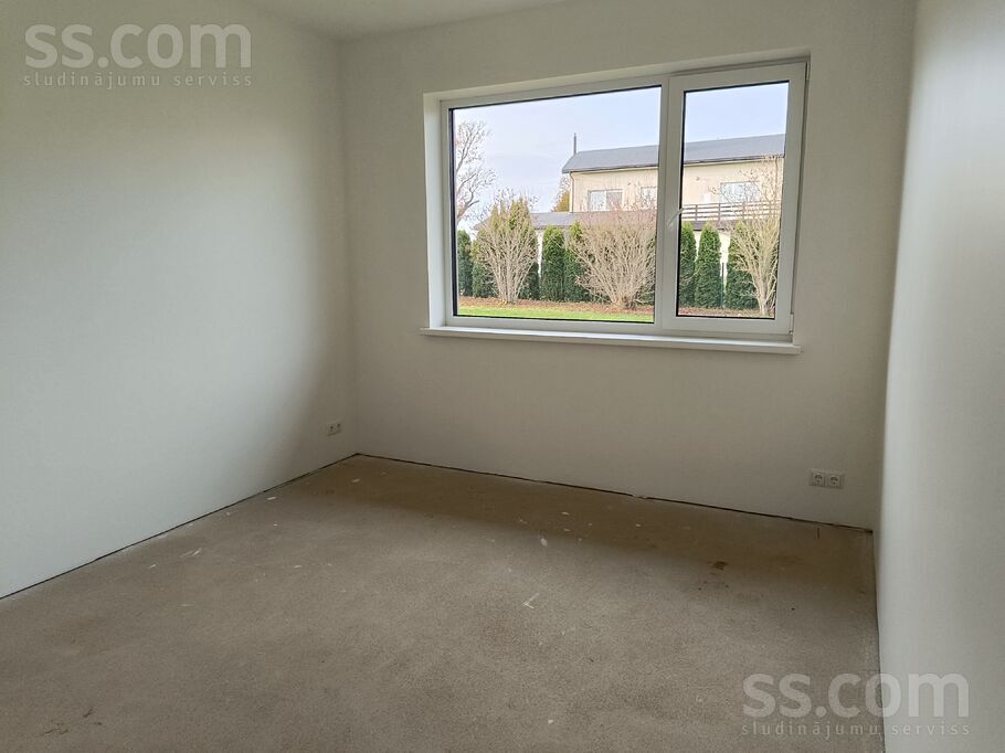 Zvejnieku iela 13, Ogre un raj., Ikšķile — maja